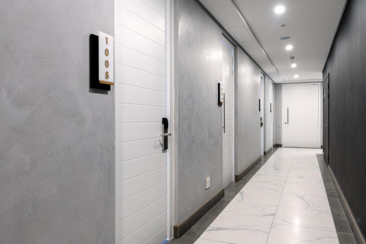 Reserved Suites Illovo Johannesburg Exterior photo