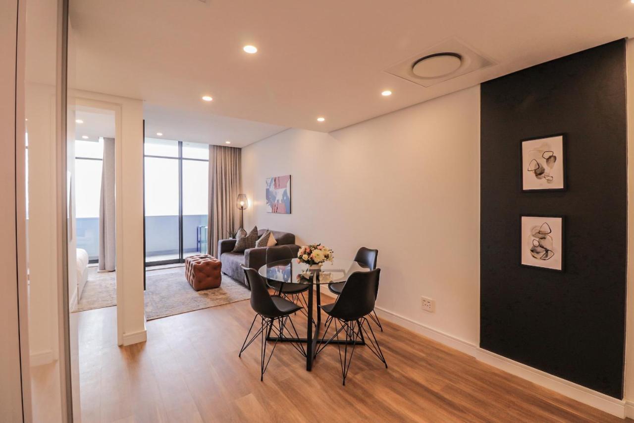 Reserved Suites Illovo Johannesburg Exterior photo