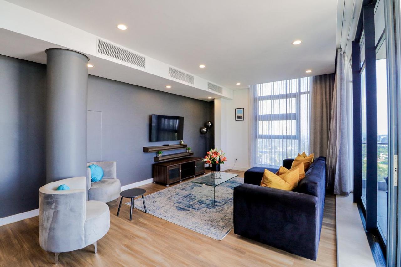 Reserved Suites Illovo Johannesburg Exterior photo